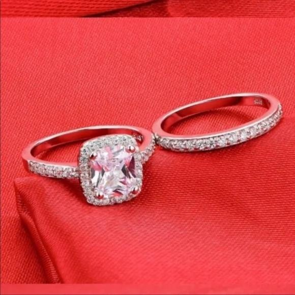 CUSHION CUT 925 STERLING SILVER DIAMOND RING, CUTE RING, SHINY RING. - Picture 4 of 5